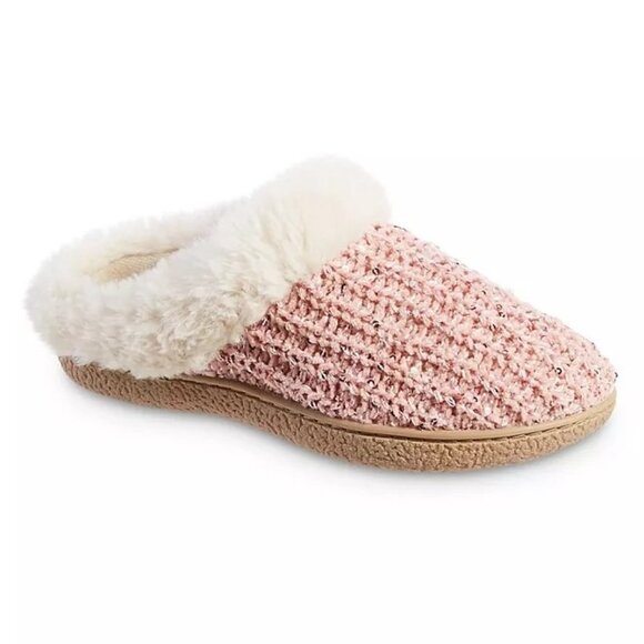 Isotoner Ladies Memory Foam Hoodback Comfort Slippers in Sand- Size S‎ (6.5-7) - Picture 1 of 6